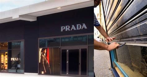 spaccio prada vicino firenze|outlet space prada toscana.